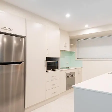 Warners Bay Apartments Exterior photo