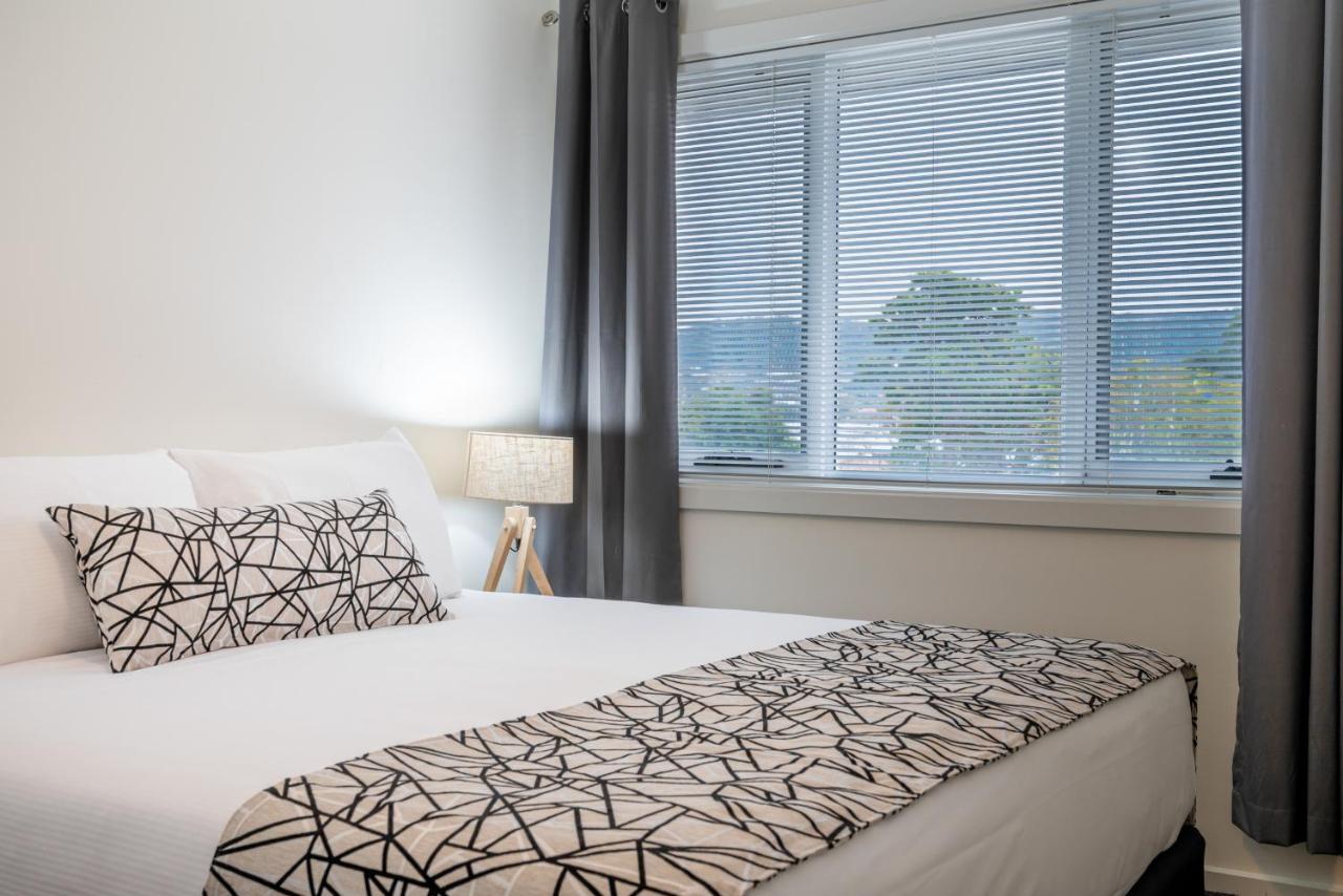 Warners Bay Apartments Aparthotel