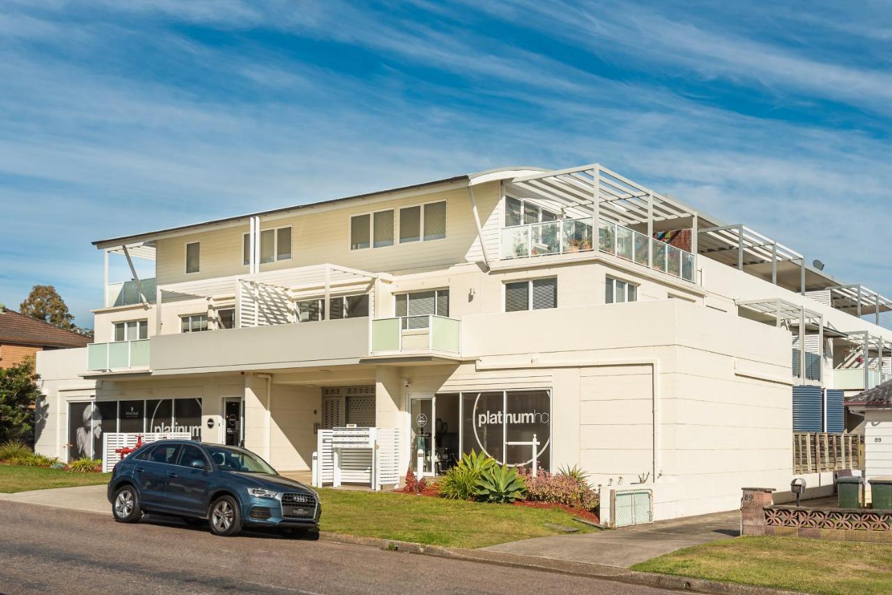 Warners Bay Apartments Aparthotel